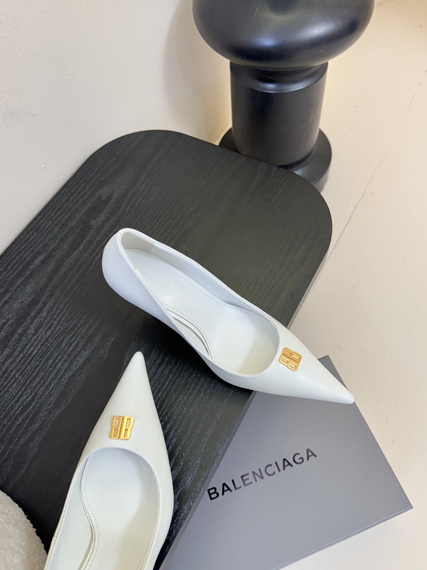 20251018/Balenciaga_251018-2